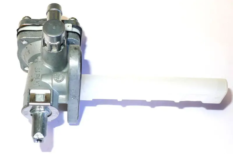 Suzuki Gsx-R1100 Gsxr1100 1986-1988 Fuel Petcock Gas Switch - Made In Japan 1